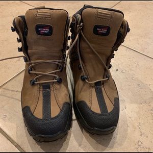 Red Wings men’s steel toe waterproof boots size 9